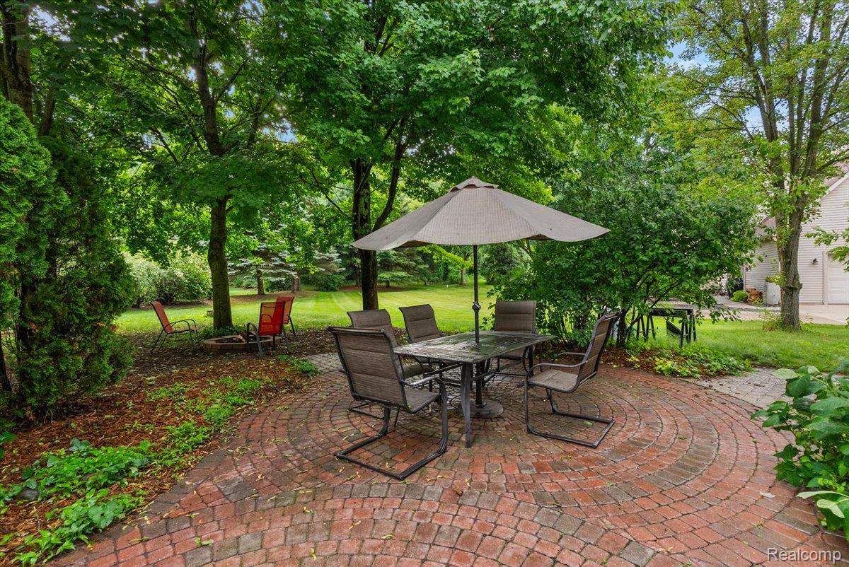 3594 Olde Dominion Drive