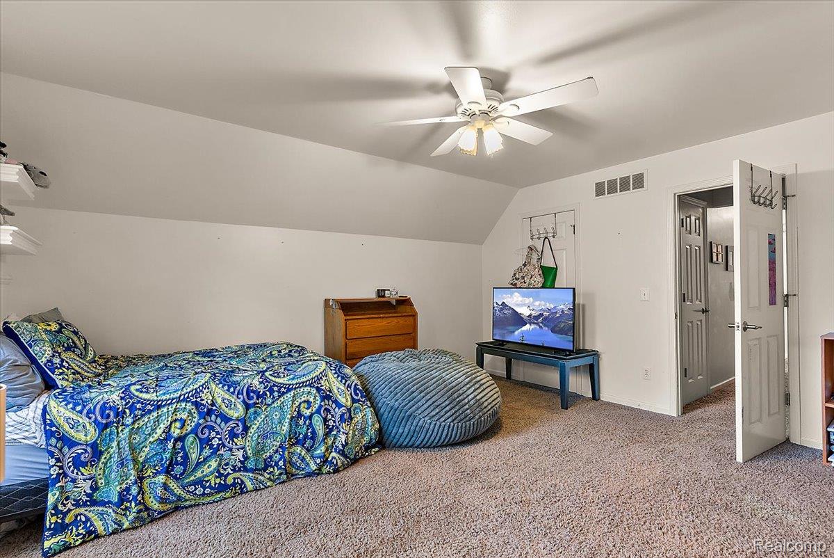 3594 Olde Dominion Drive