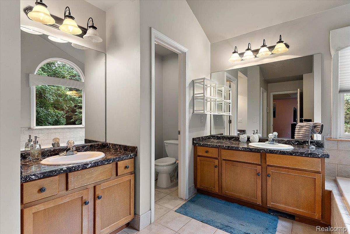 3594 Olde Dominion Drive