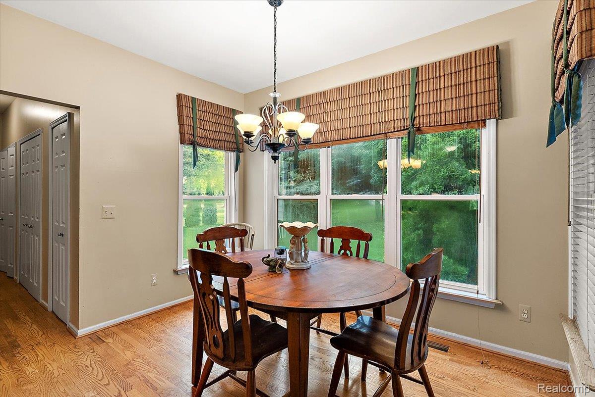 3594 Olde Dominion Drive