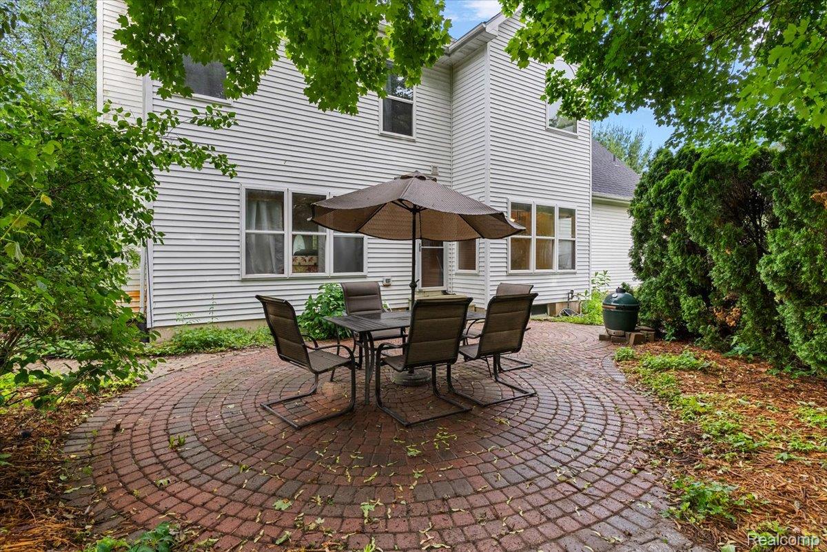 3594 Olde Dominion Drive