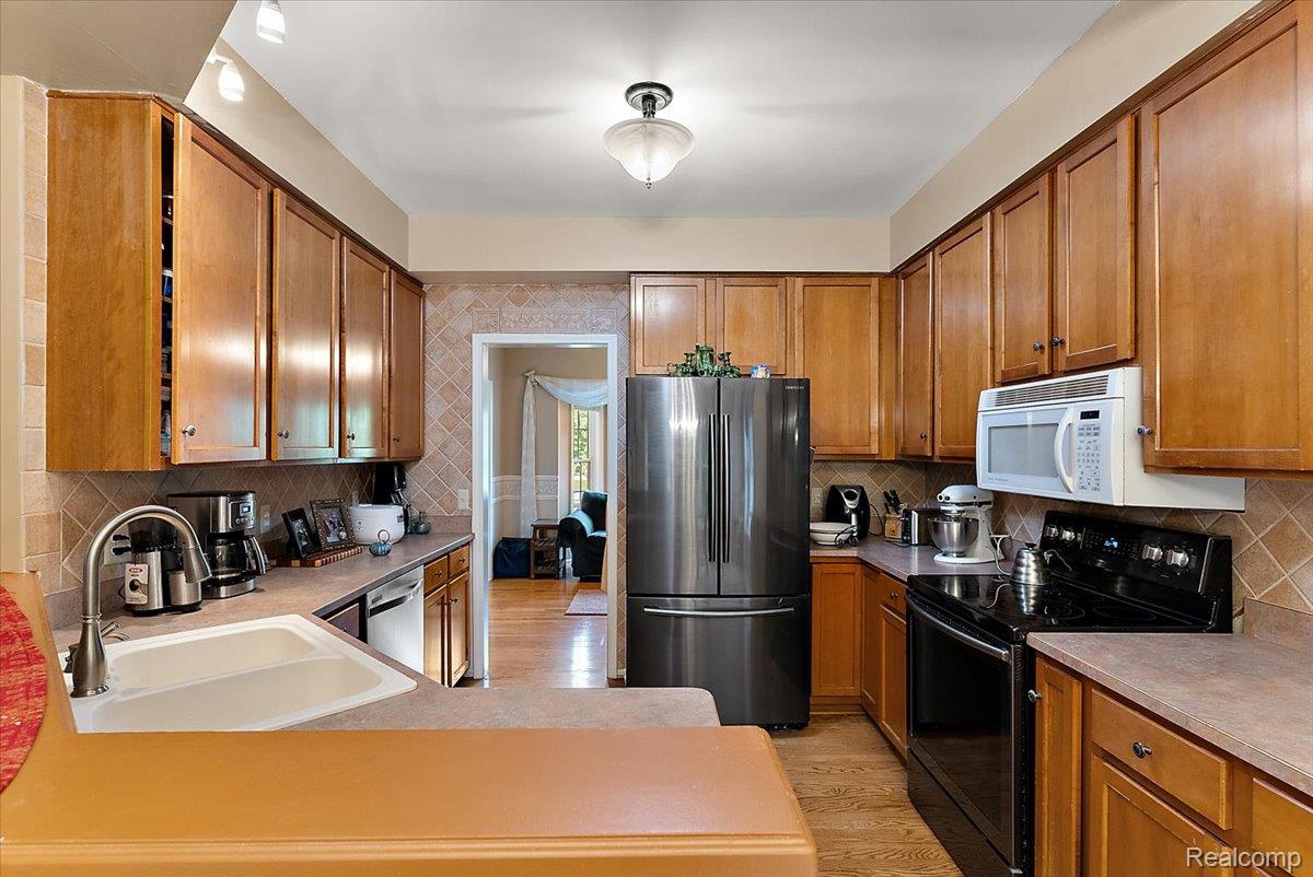 3594 Olde Dominion Drive