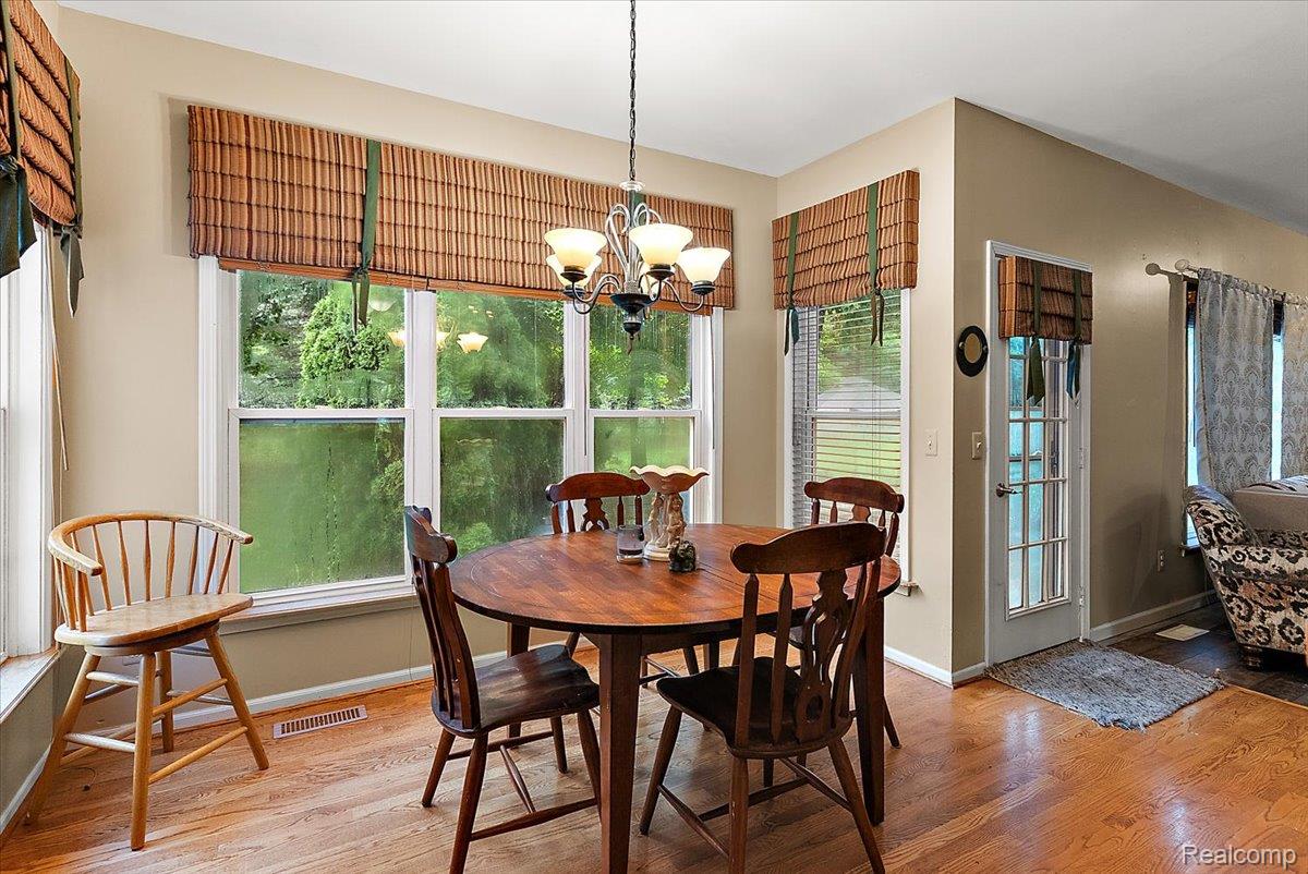 3594 Olde Dominion Drive