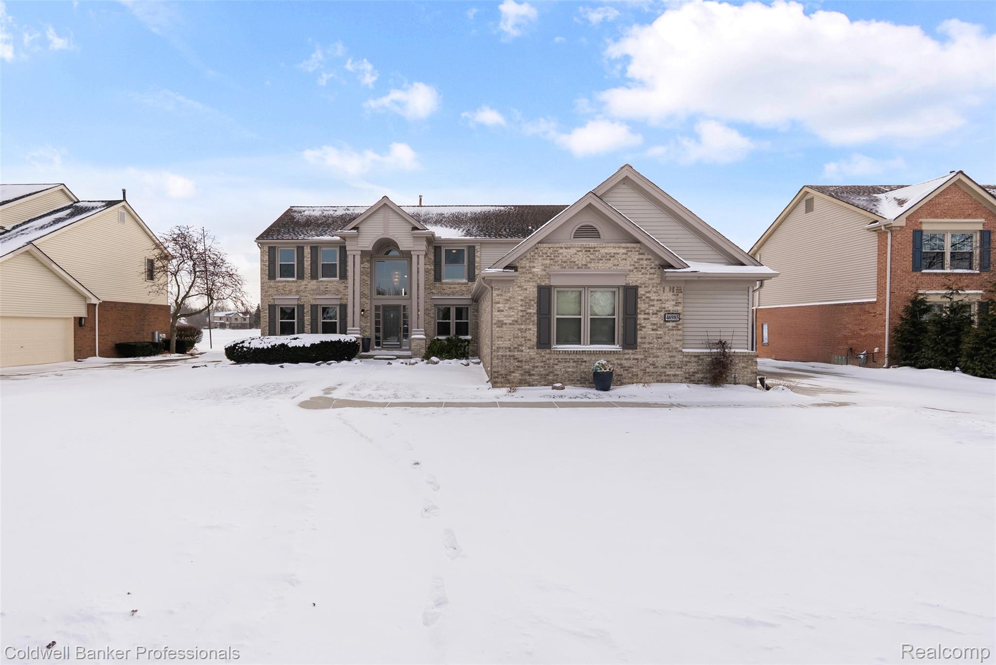 46985 Glastonbury Drive