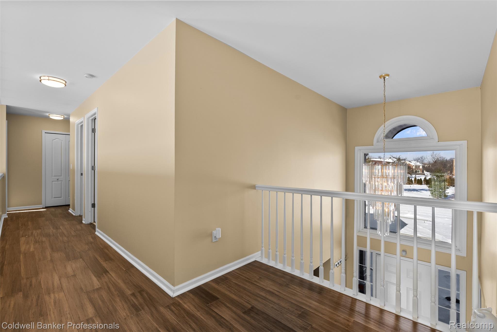 46985 Glastonbury Drive
