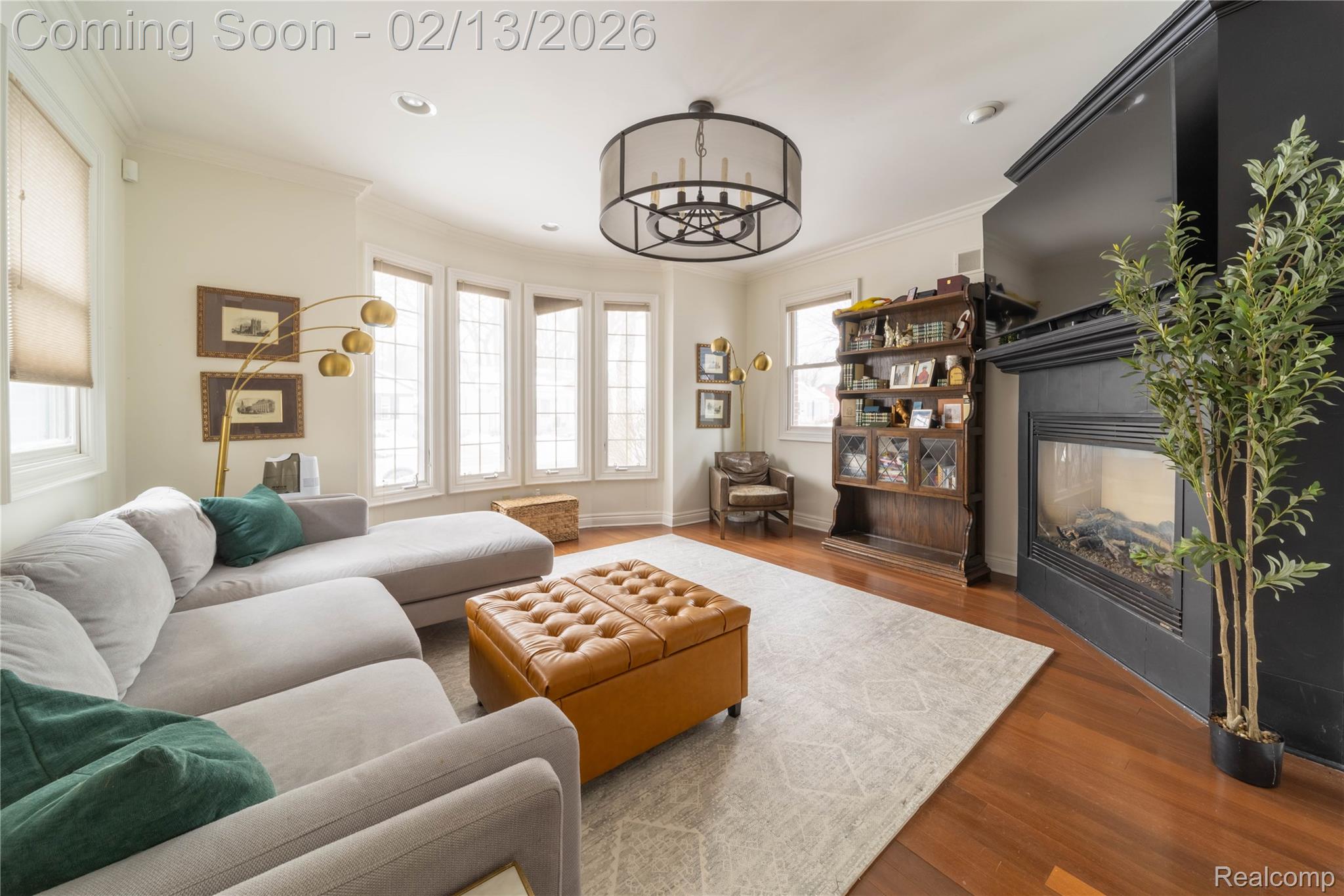 717 S Kenwood Avenue