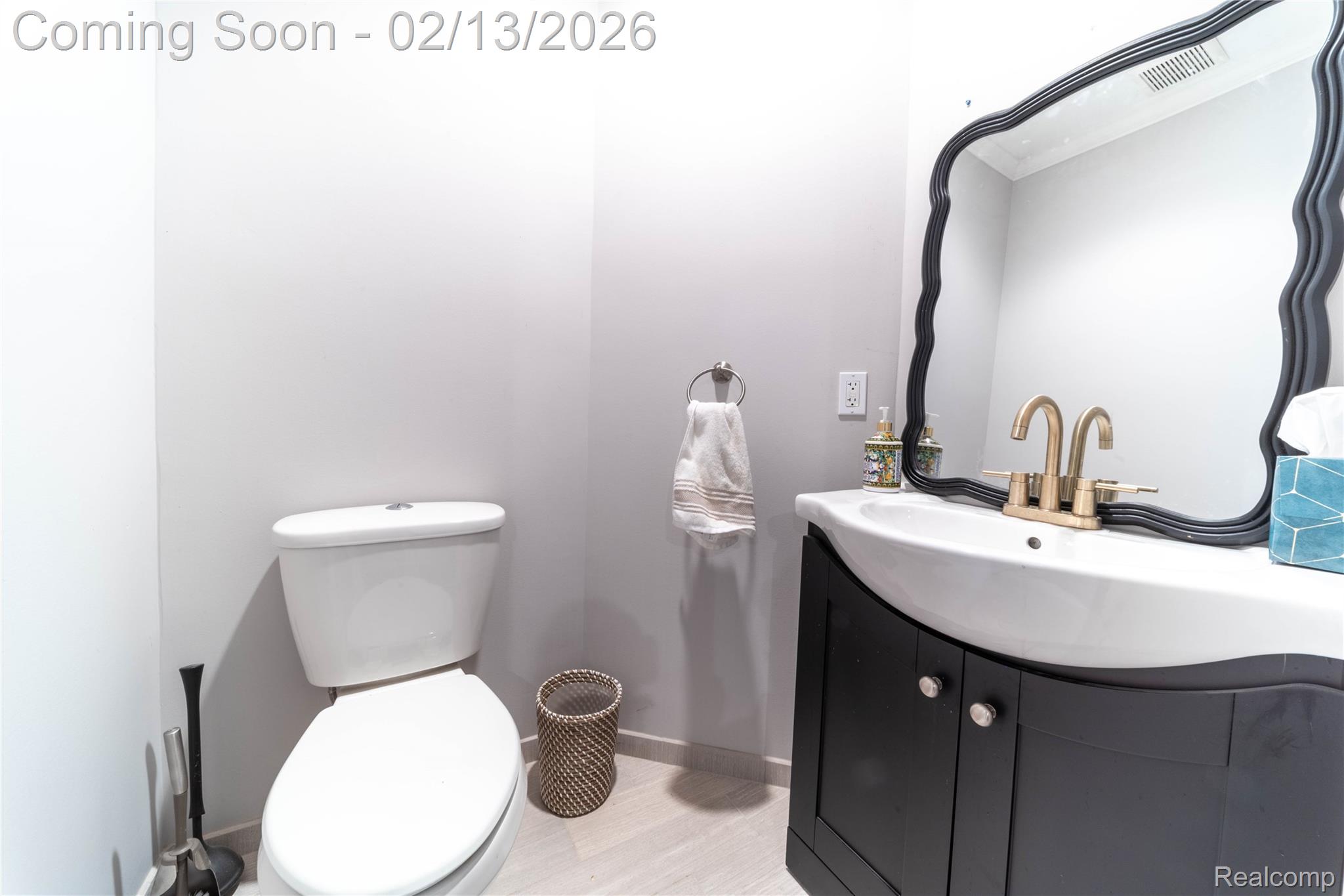 717 S Kenwood Avenue