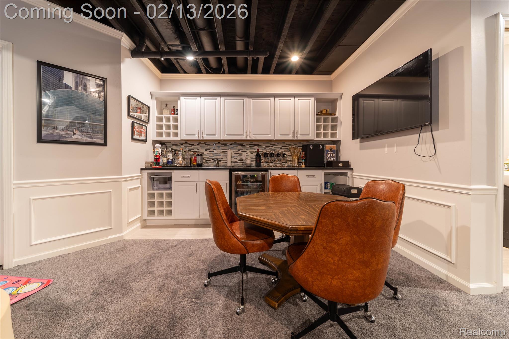 717 S Kenwood Avenue