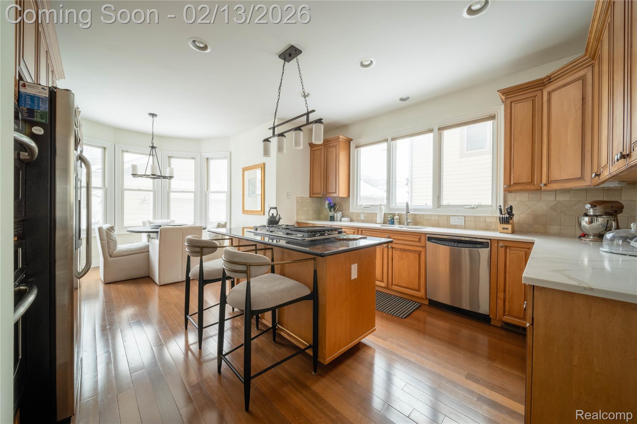 717 S Kenwood Avenue