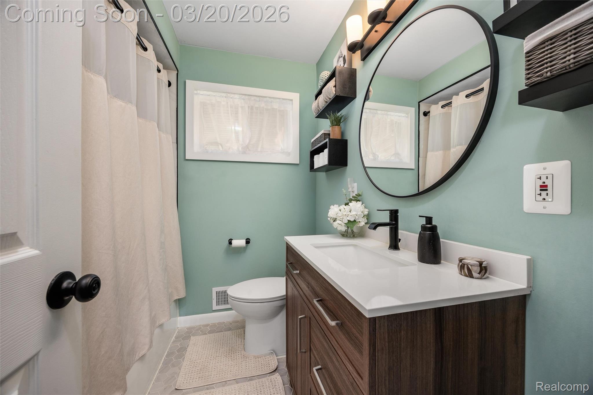 27756 Palmer Boulevard