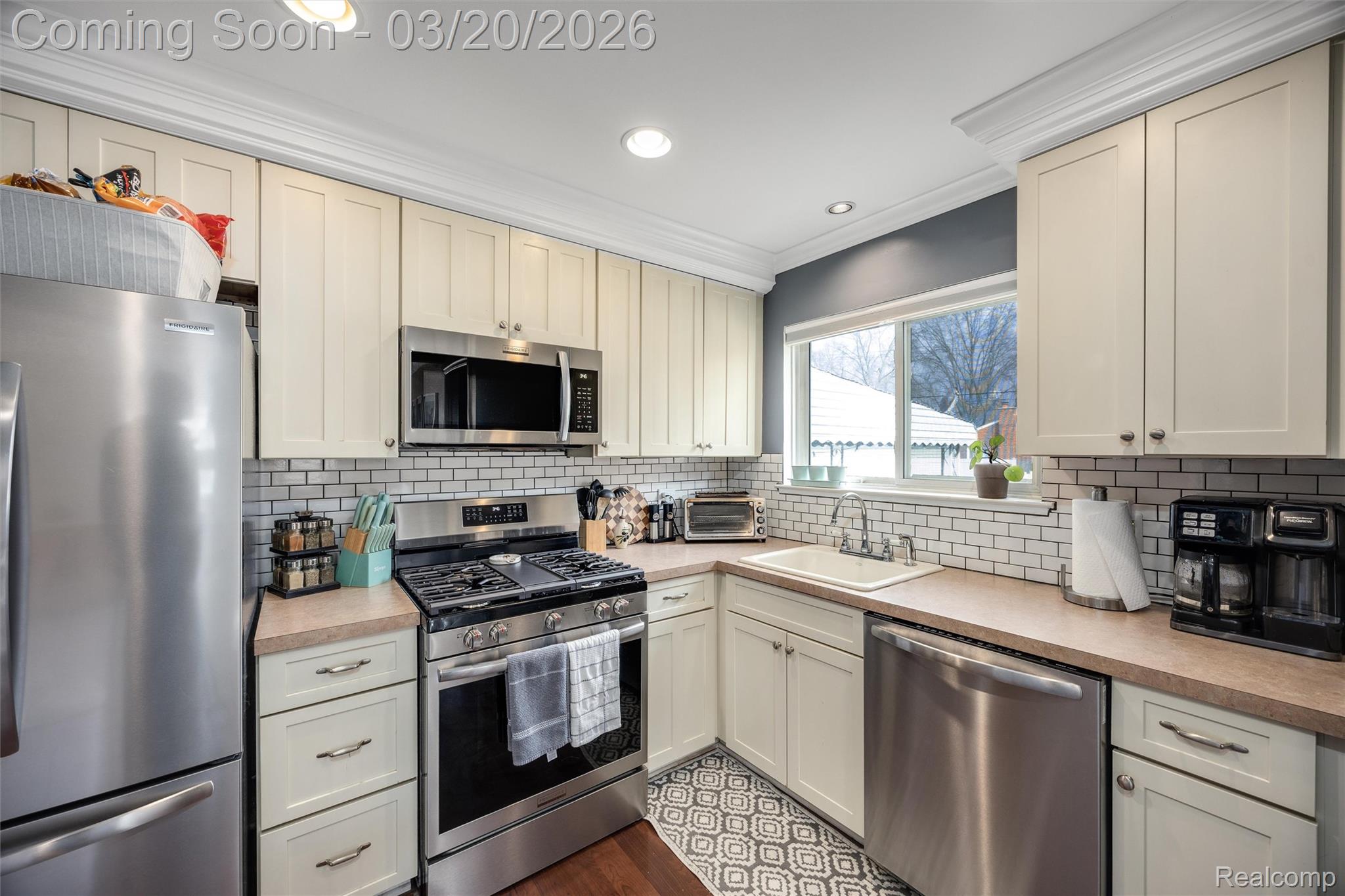 27756 Palmer Boulevard