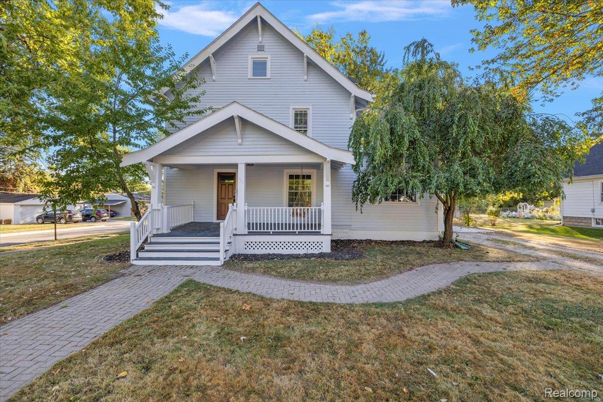 438 N Bailey Street