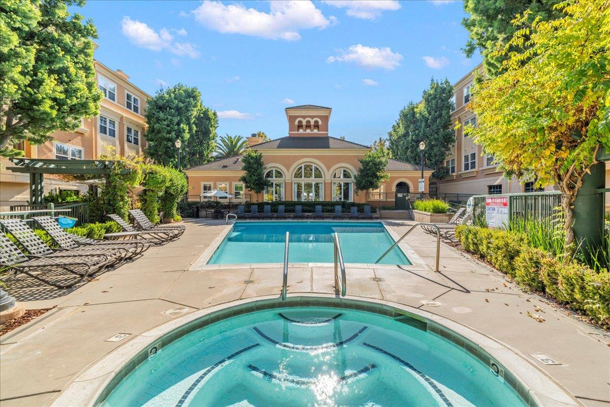 1310 Saddle Rack Street Unit: 220