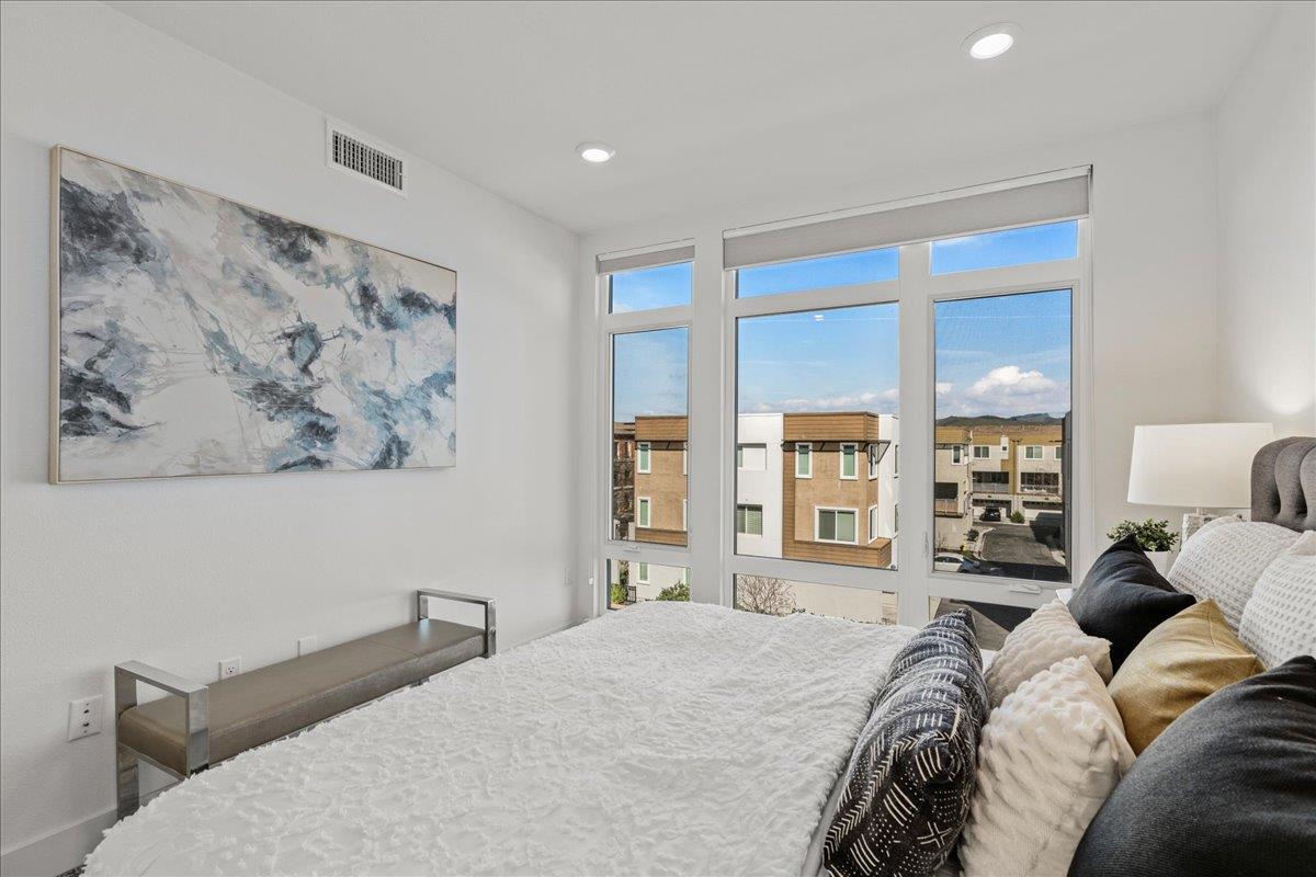 5925 Charlotte DR 310