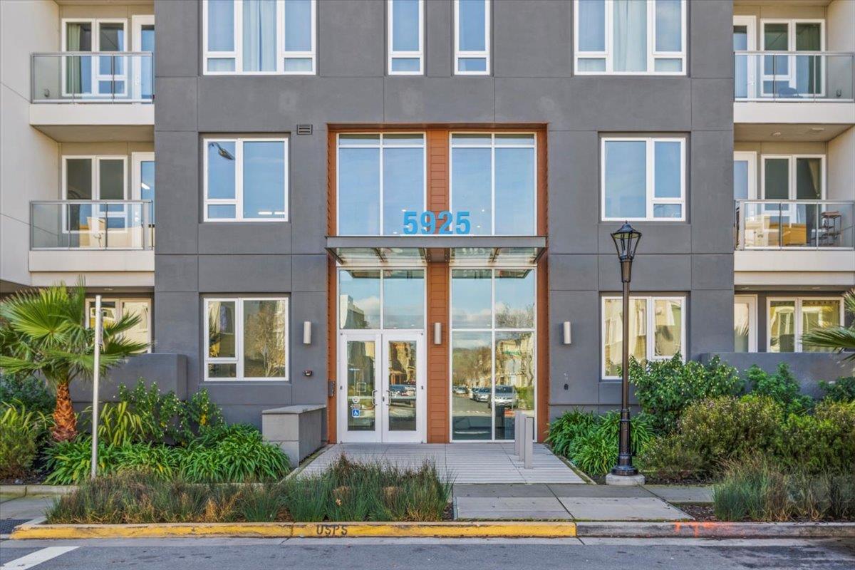 5925 Charlotte DR 310