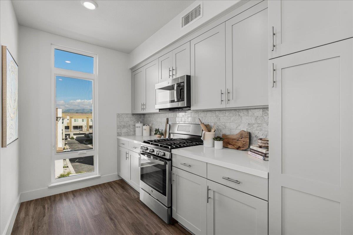 5925 Charlotte DR 310