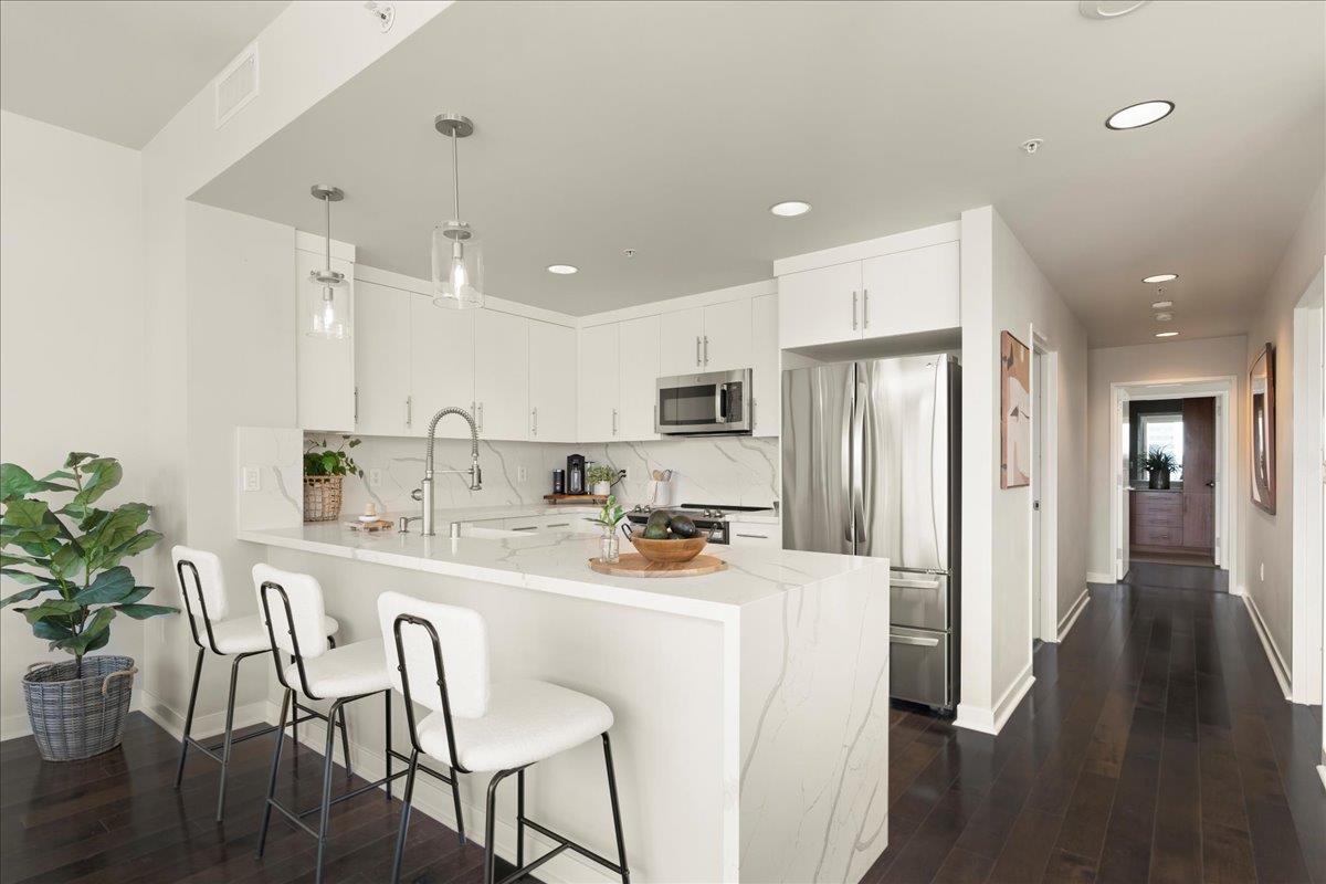 38 N Almaden BLVD 1300