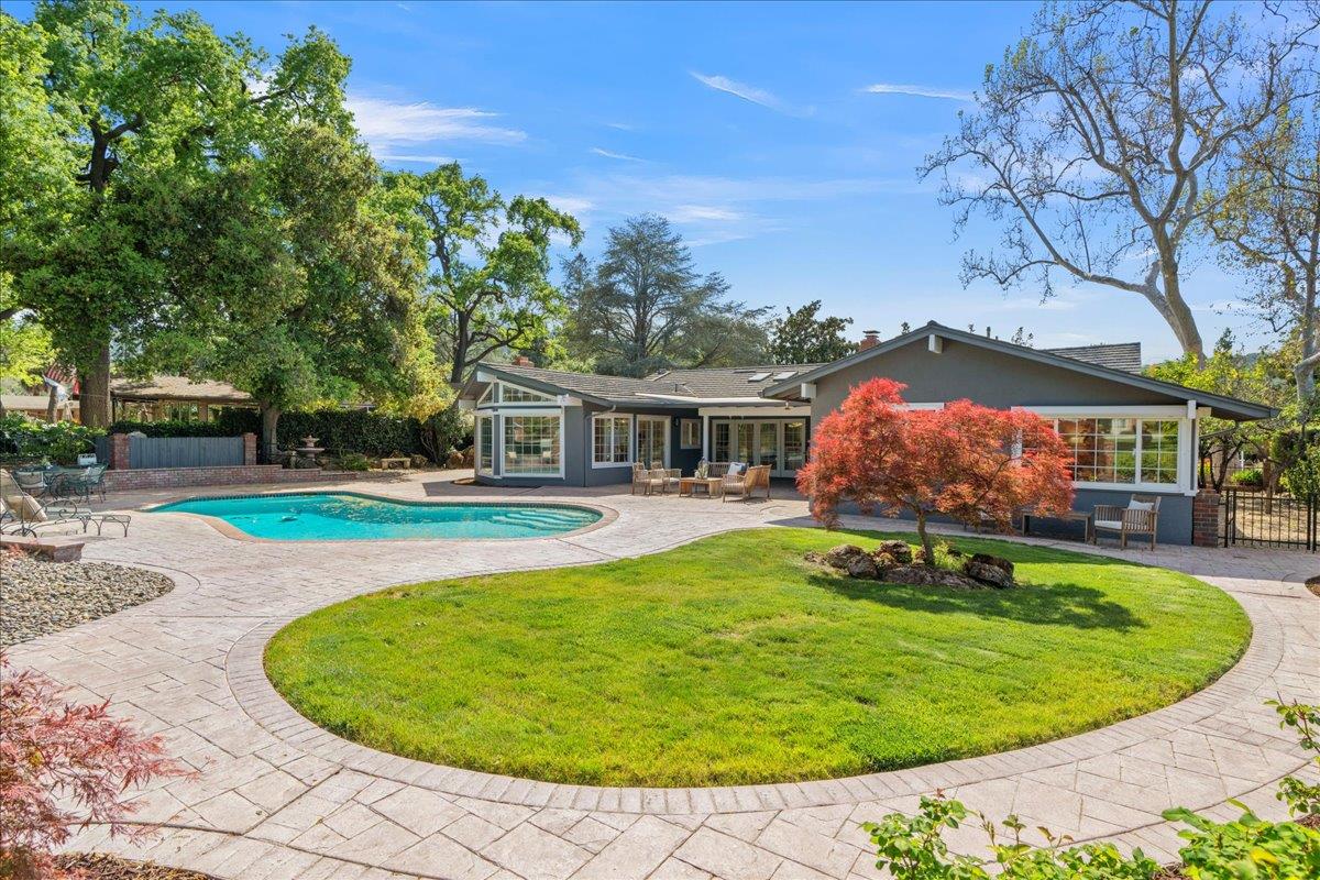 6618 Crystal Springs DR