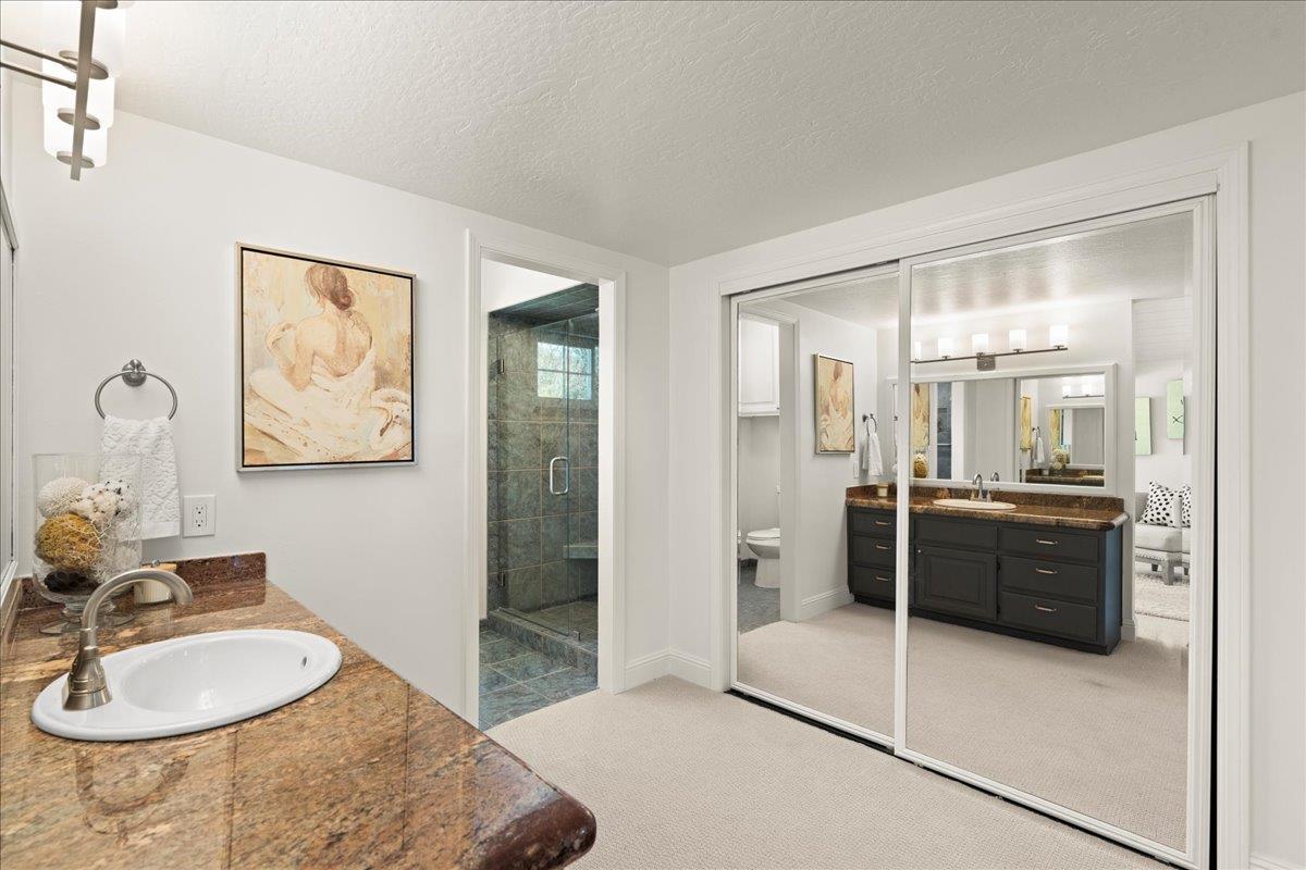 6618 Crystal Springs DR