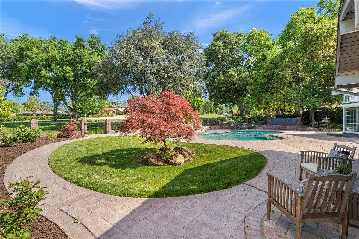 6618 Crystal Springs DR