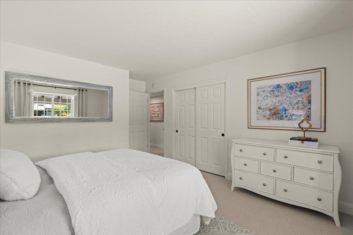 6618 Crystal Springs DR