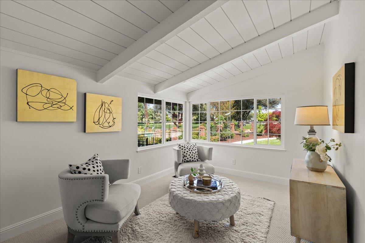 6618 Crystal Springs DR