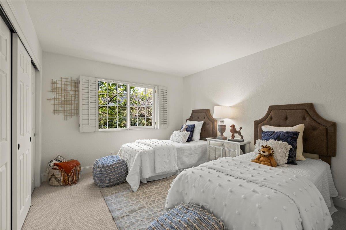 6618 Crystal Springs DR