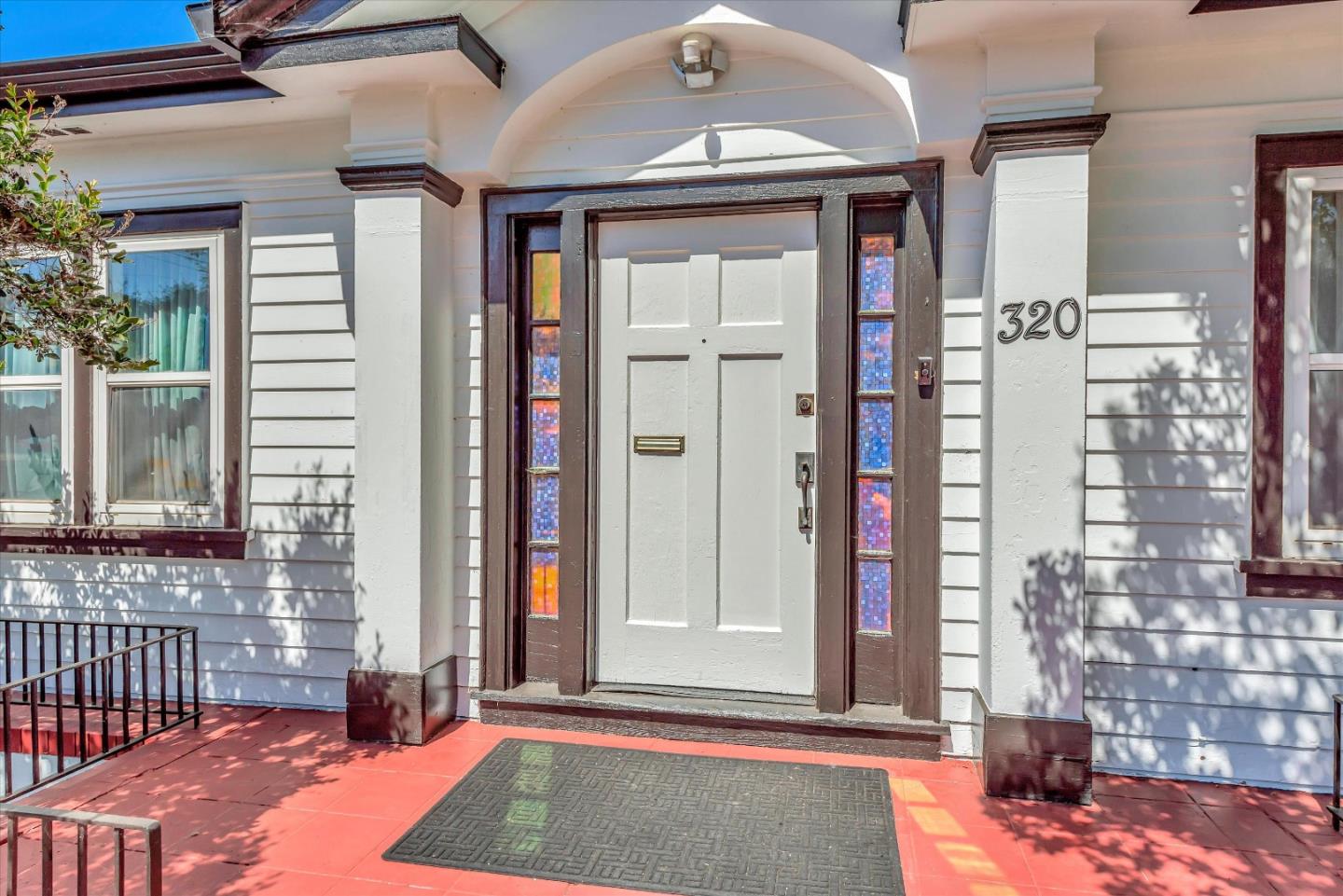 320 N 17th ST