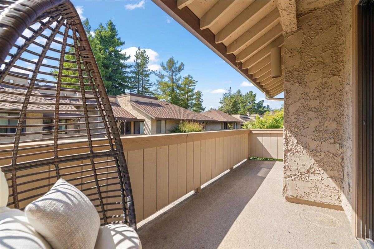 3022 Arlington DR