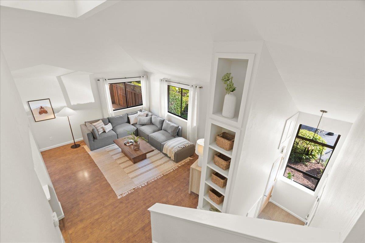3022 Arlington DR