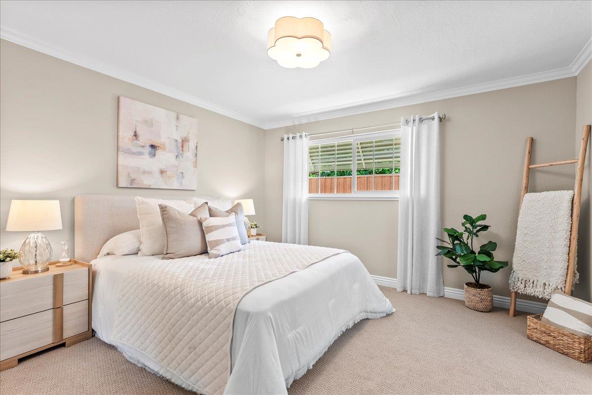 1648 Mount Rainier AVE