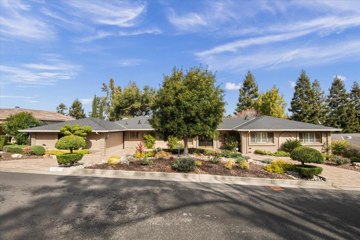 1321 Echo Valley Drive