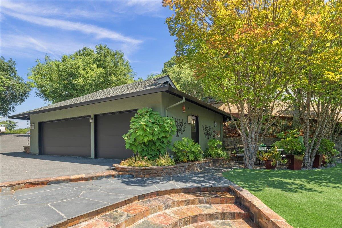 20041 Mann Oak Court
