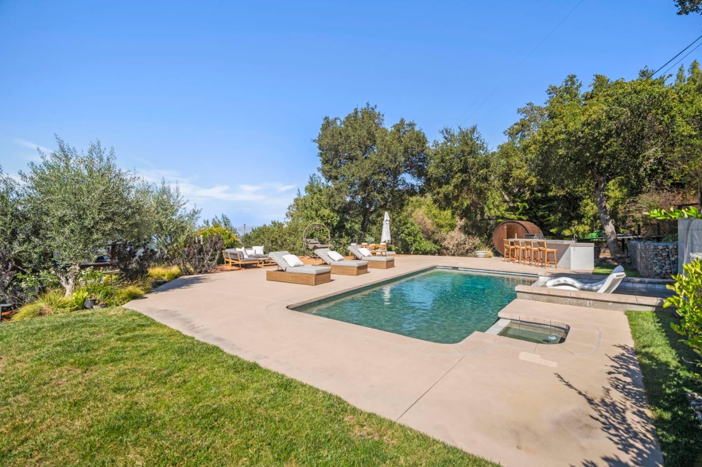 17808 Tourney RD