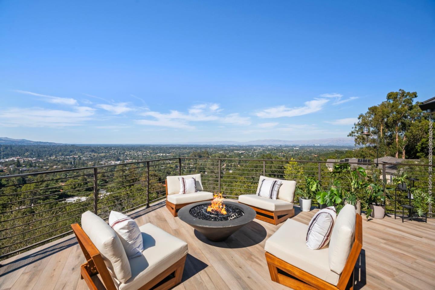 17808 Tourney RD