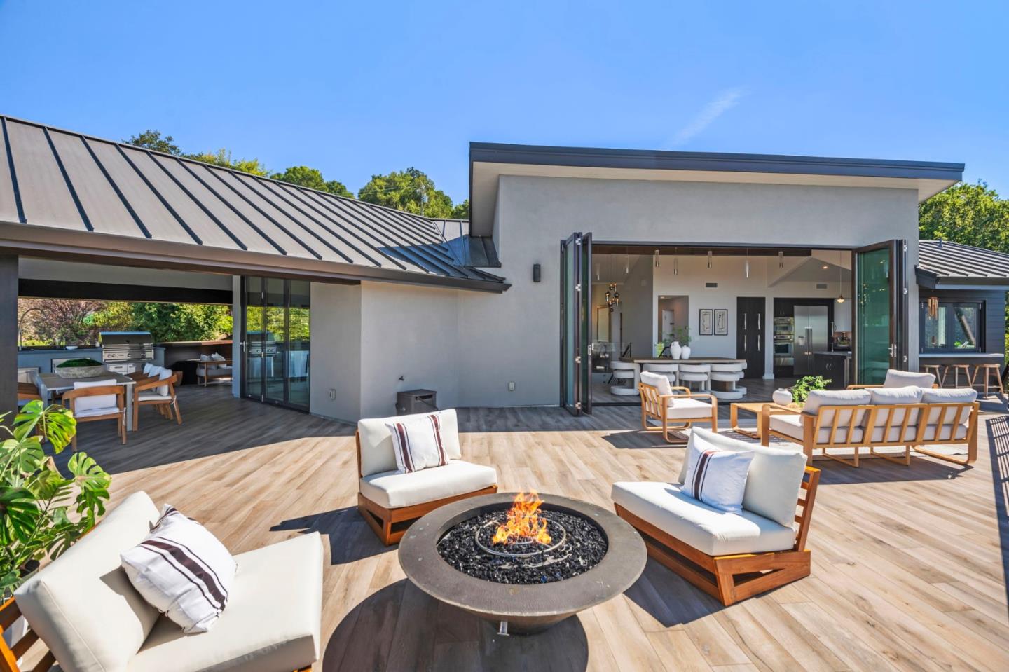 17808 Tourney RD