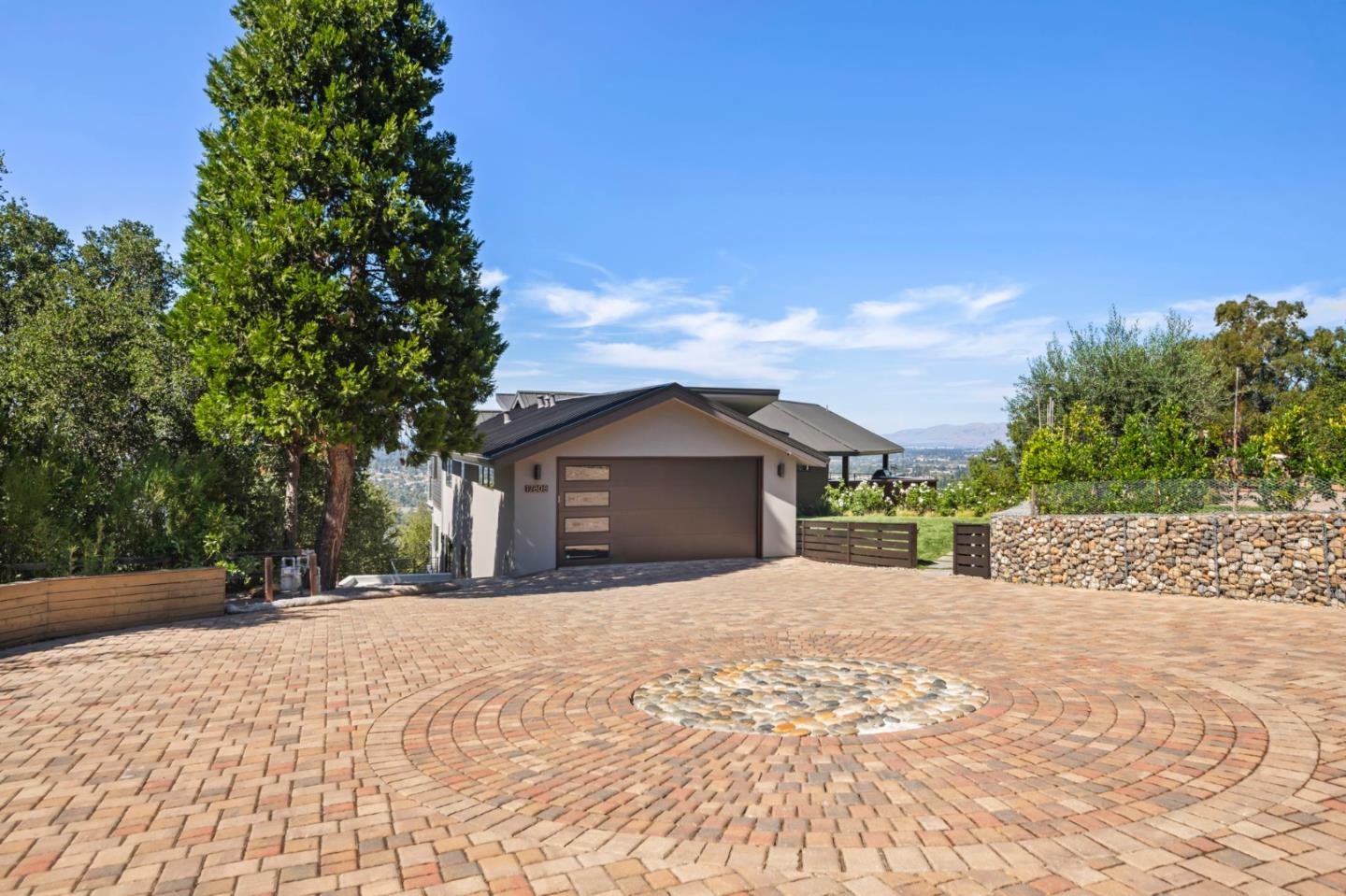 17808 Tourney RD