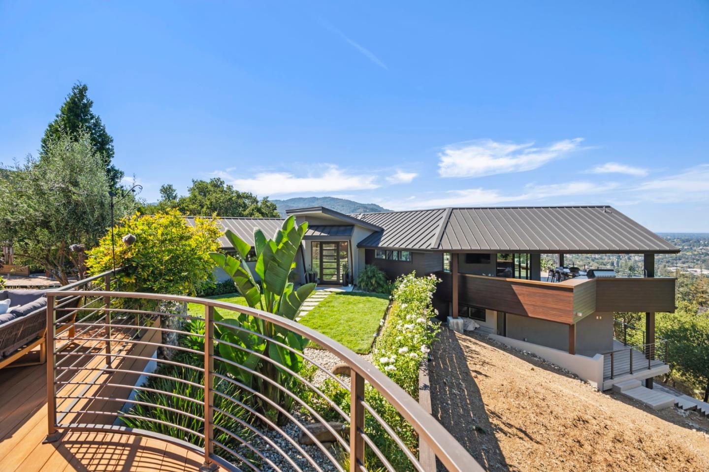 17808 Tourney RD