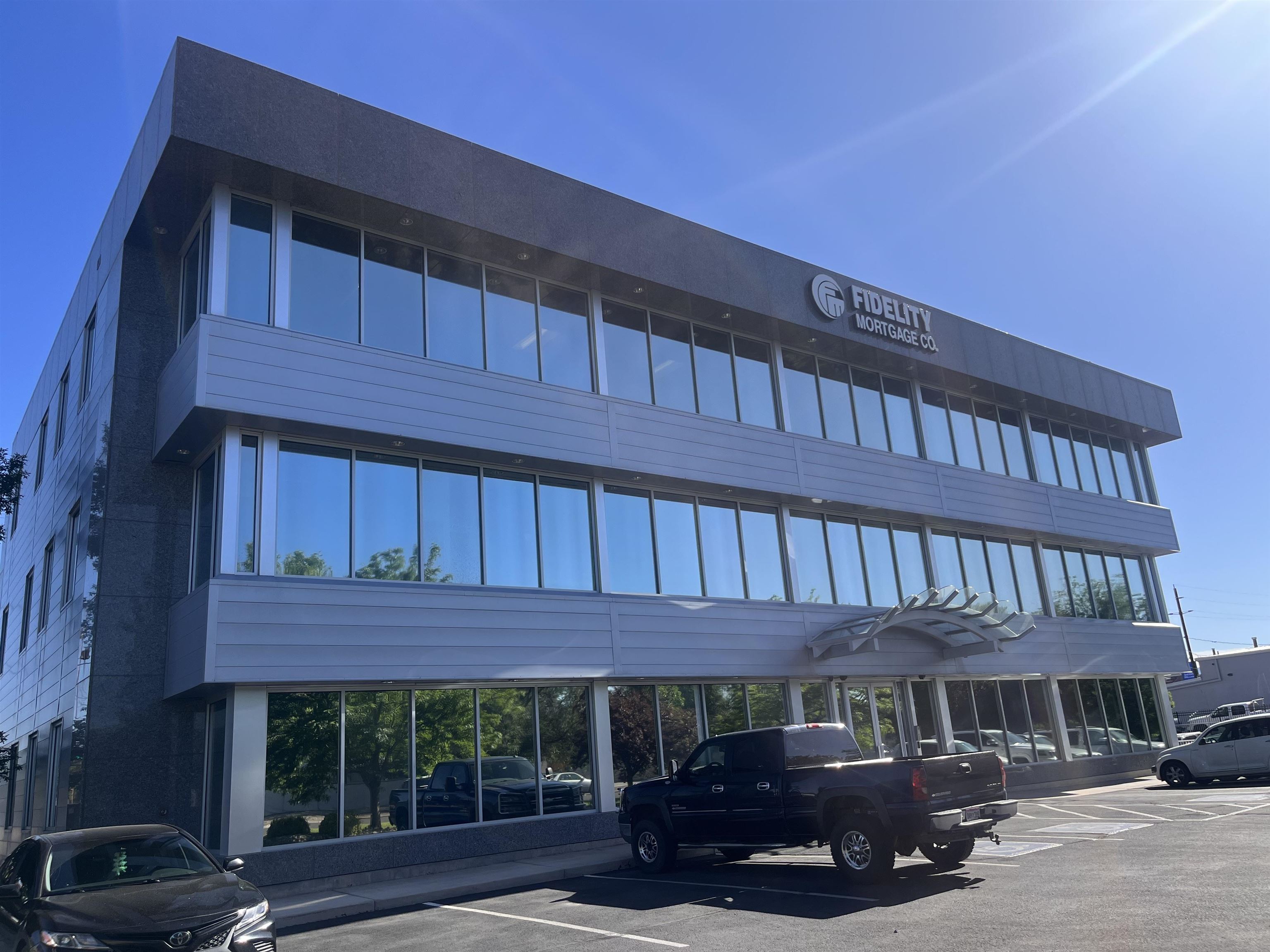 700 Belford Avenue Unit: 1st floor Suite