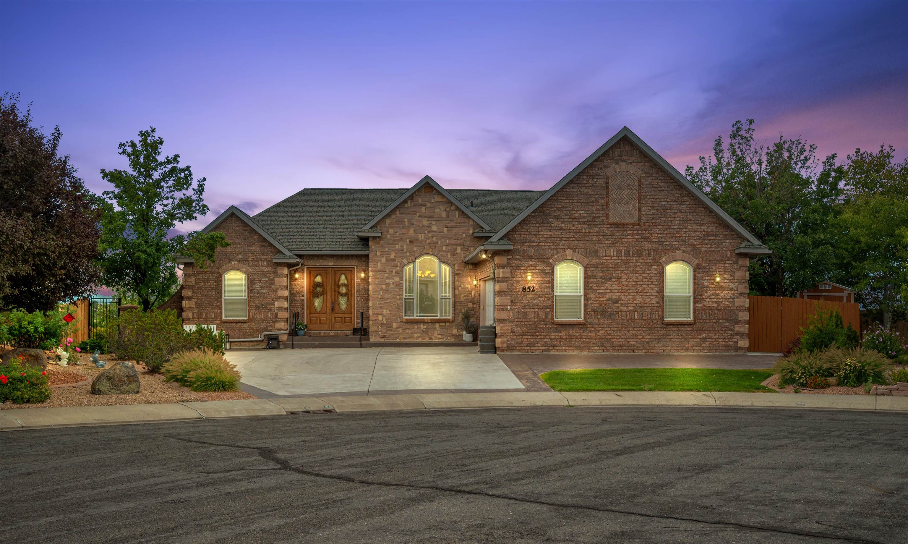 852 S Haven Crest Court