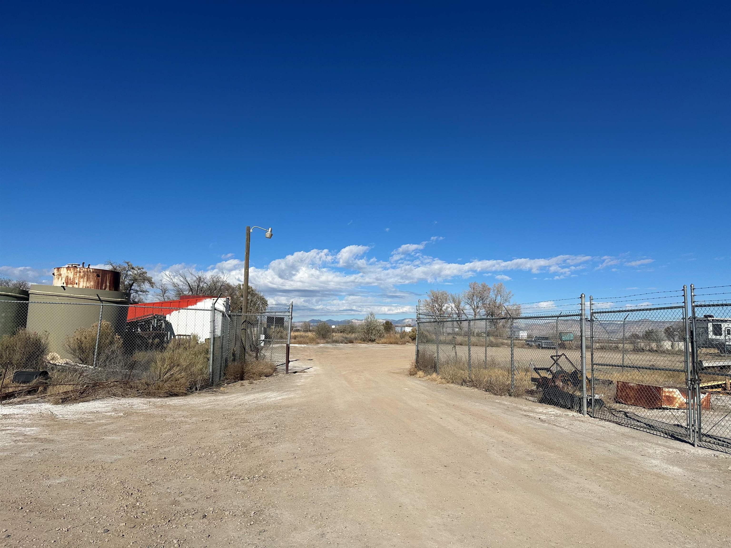 864 20 Road Unit: Yard