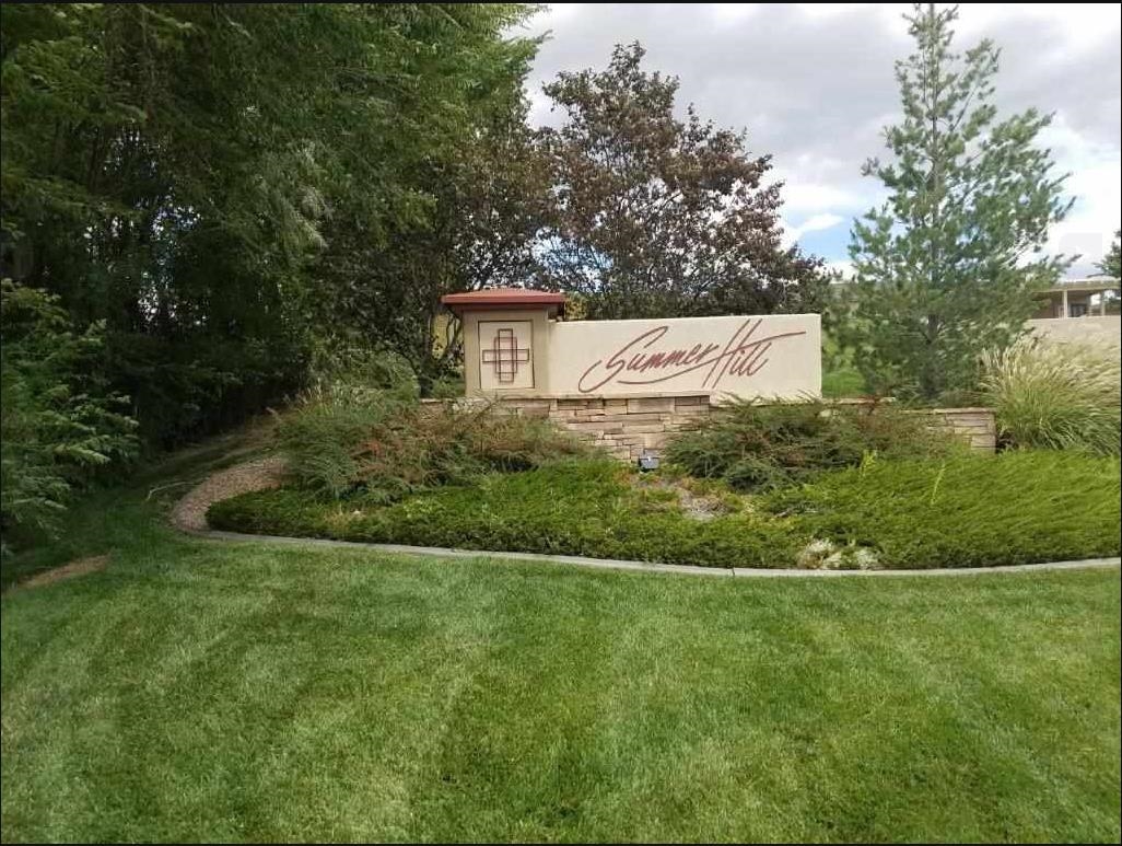 2695 Meadowcrest Court