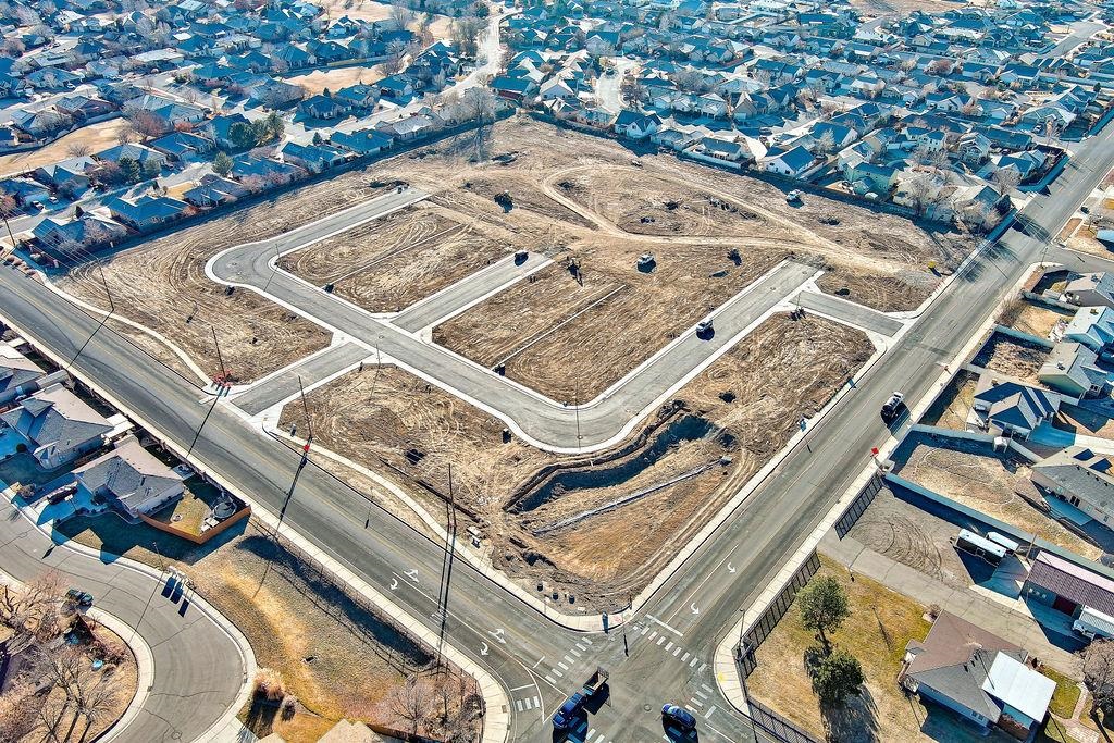 1103 & 1105 Mee Canyon Circle