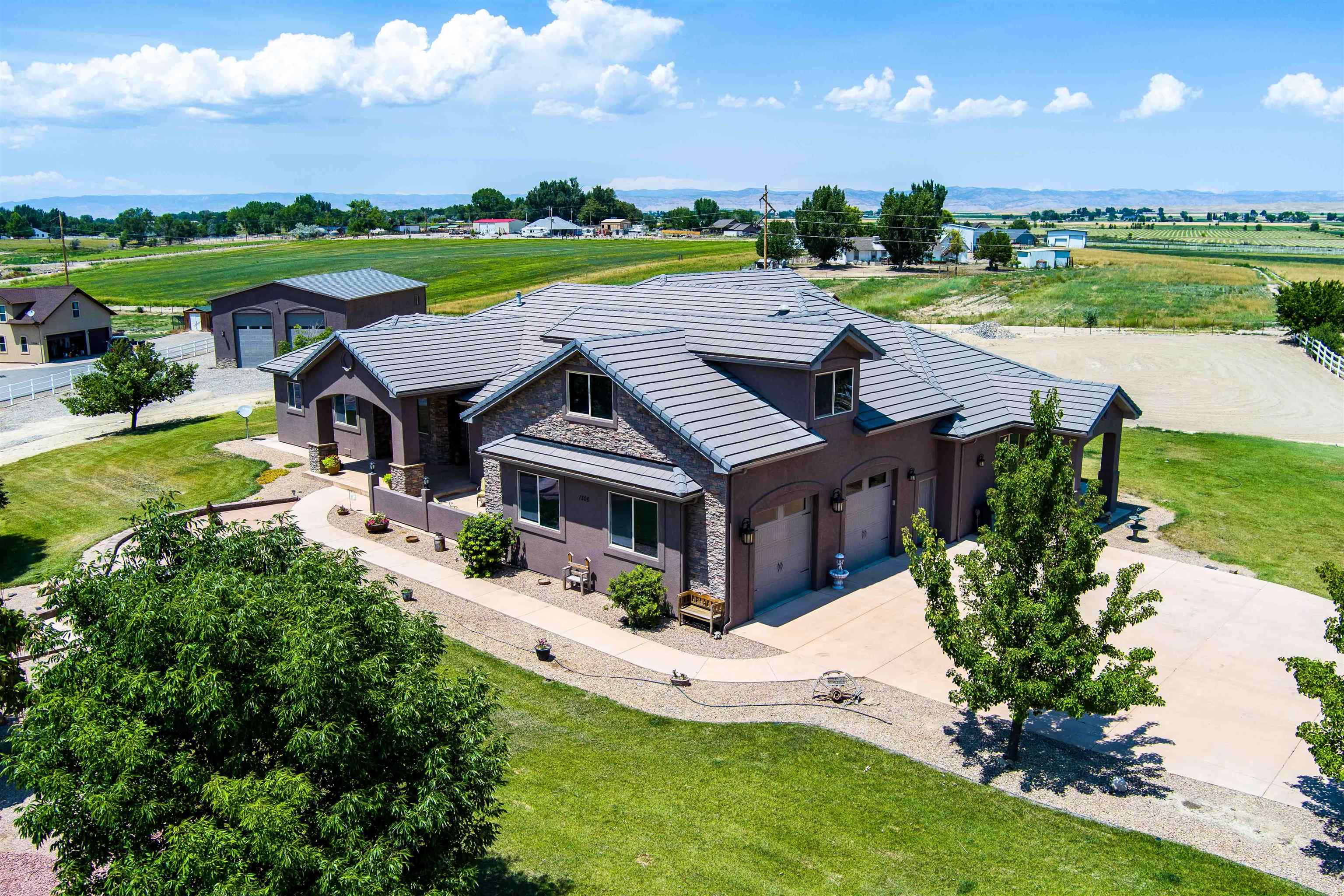 1306 Gold Lake Drive