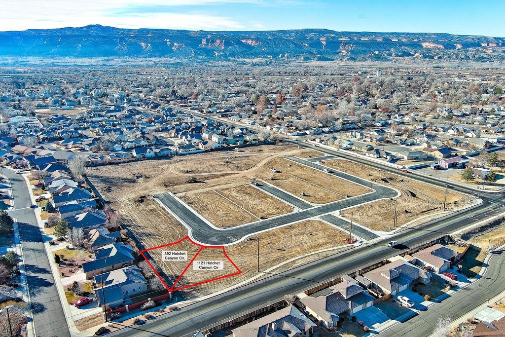 1121 & 392 Hatchet Canyon Circle photo