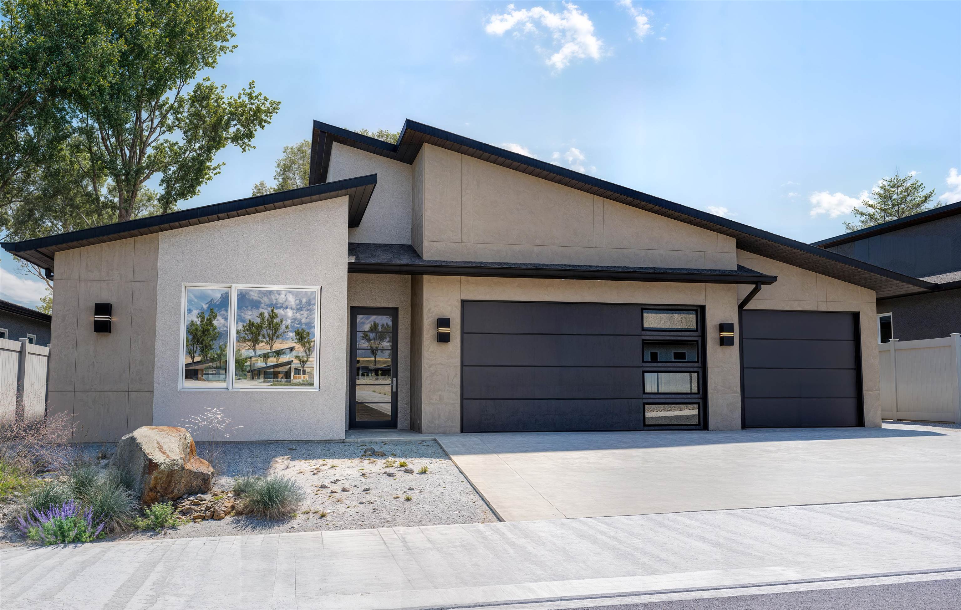 210 Shadow Mesa Street