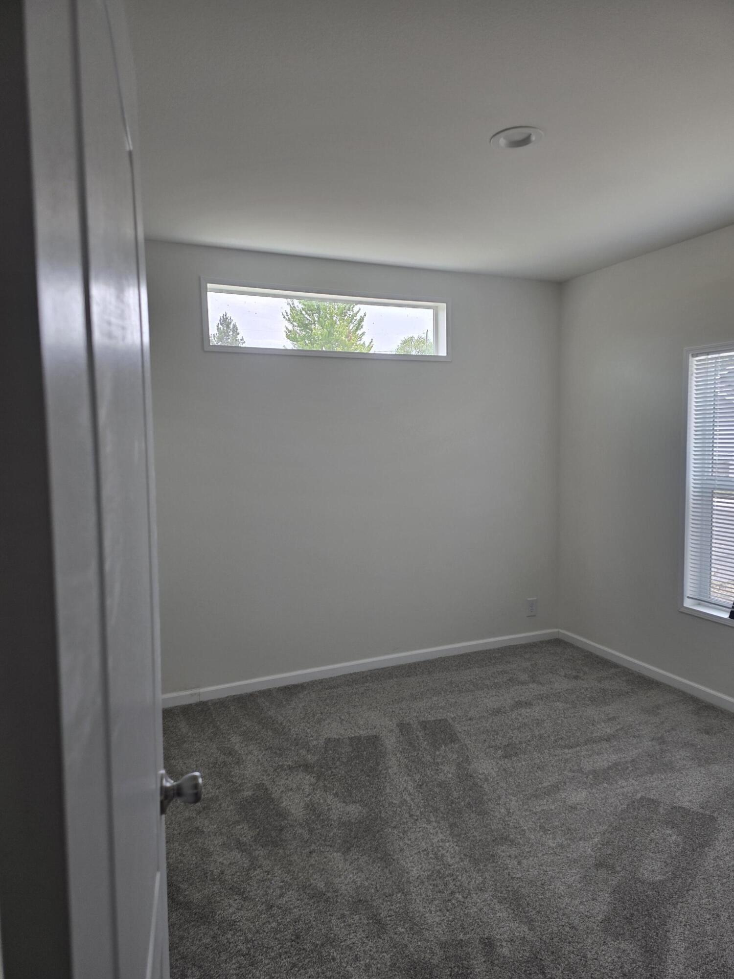 5504 Edith Way
