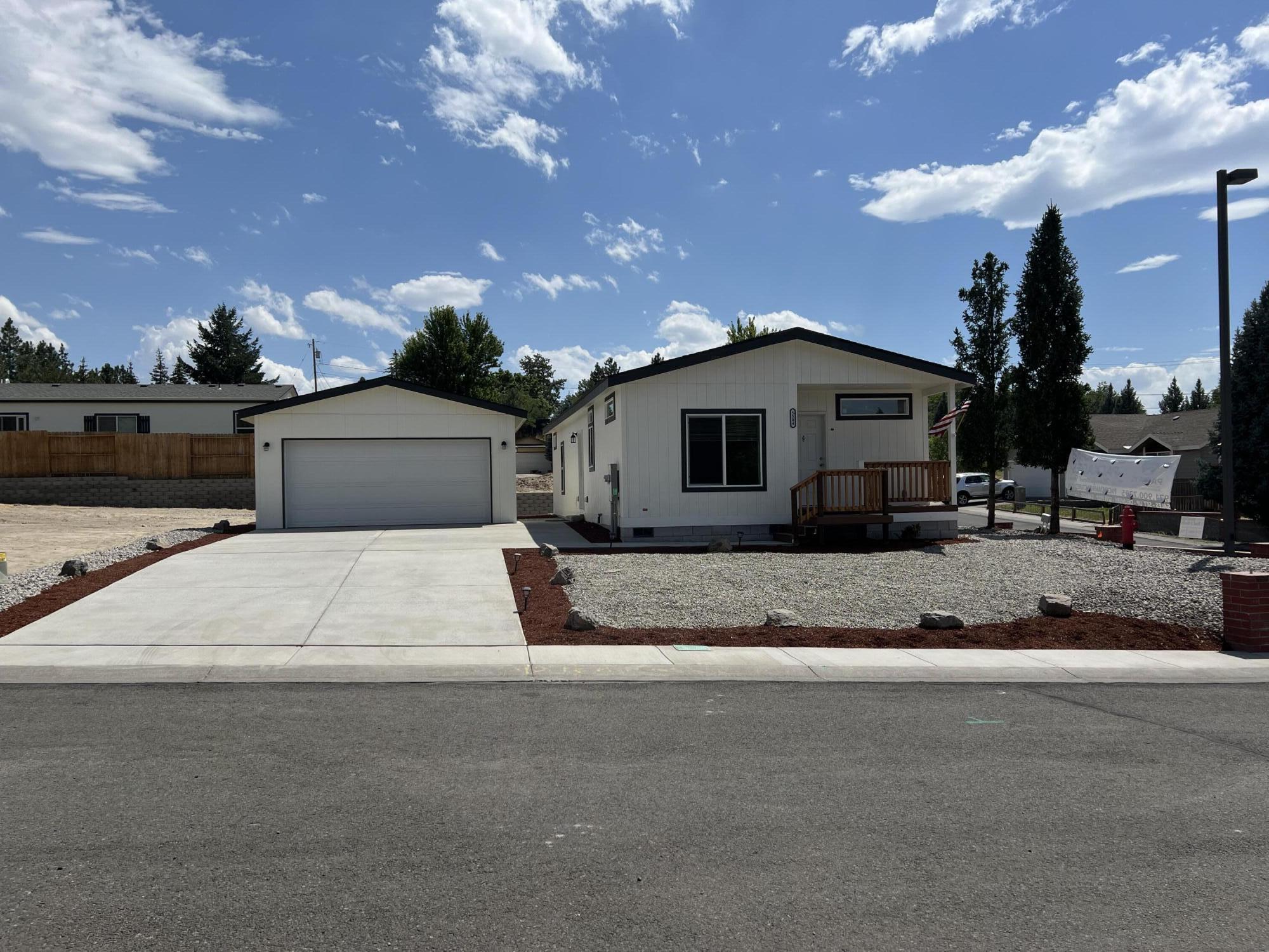 5504 Edith Way