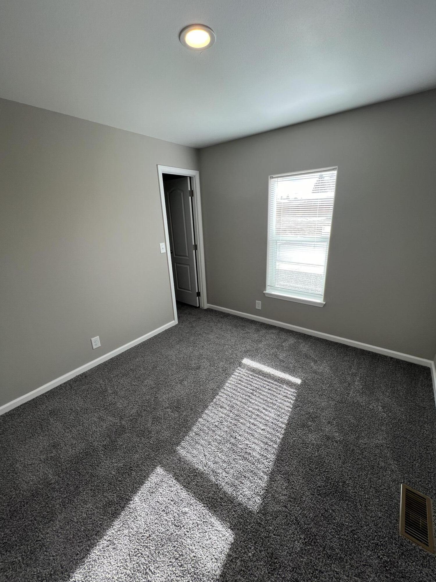 5619 Edith Way