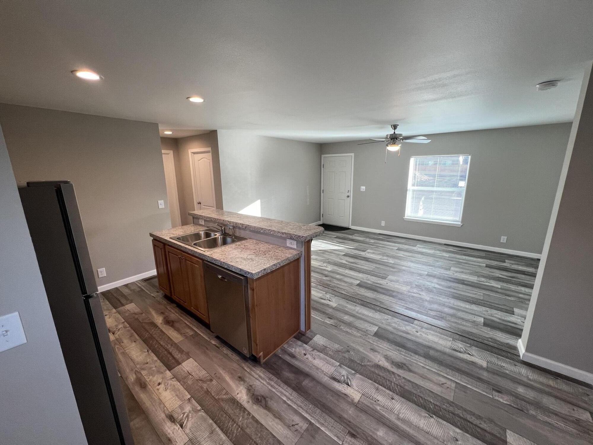 5619 Edith Way